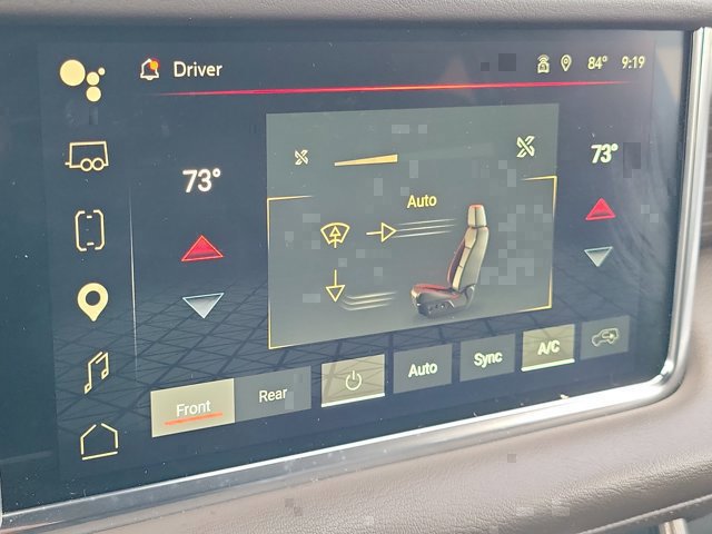 Used 2024 GMC Yukon Denali RWD image 31