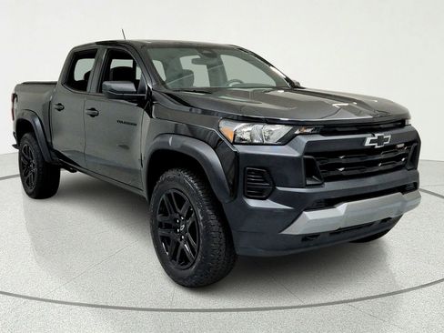 Used 2023 Chevrolet Colorado Trail Boss w/ Advanced Trailering Package AWD/4WD image 7