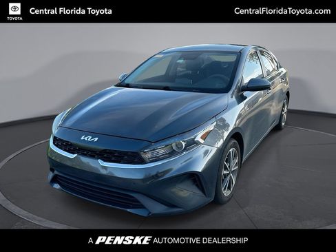 Used 2022 Kia Forte LXS FWD image 1