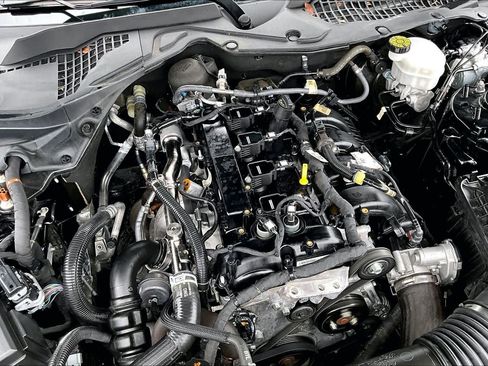 Used 2022 Ford Mustang Coupe RWD image 33