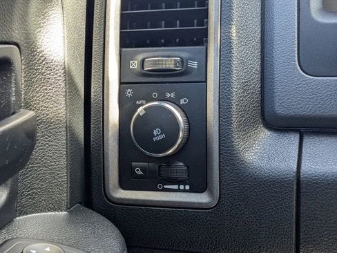 Used 2017 RAM 1500 Express w/ Express Value Package image 21