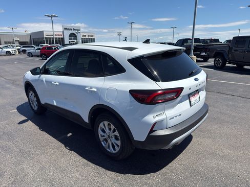 Used 2025 Ford Escape Active AWD/4WD image 7