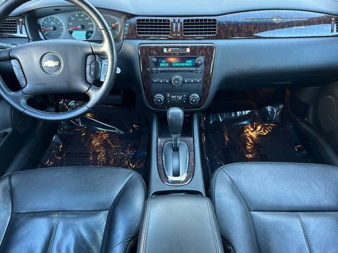 Used 2013 Chevrolet Impala LTZ image 14