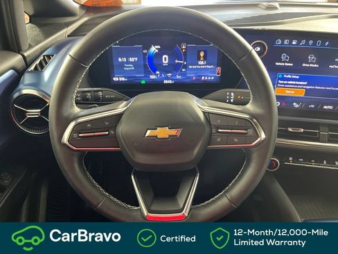 Used 2024 Chevrolet Equinox EV LT FWD image 25