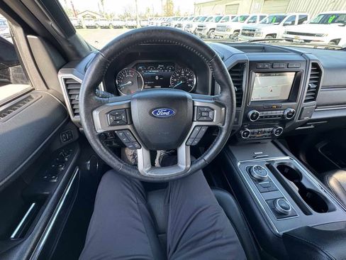 Used 2018 Ford Expedition Max XLT w/ Equipment Group 202A image 35