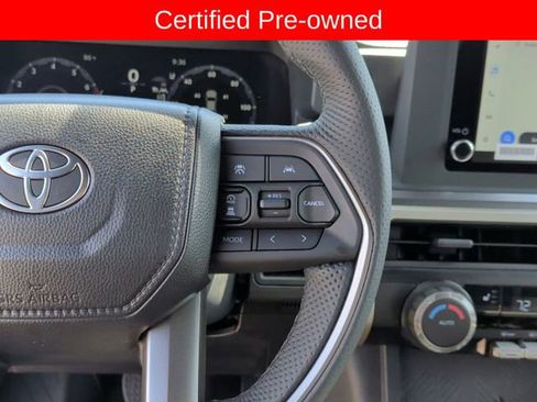 Used 2025 Toyota Tacoma TRD Off-Road AWD/4WD image 16