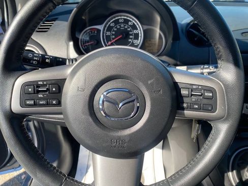 Used 2013 MAZDA MAZDA2 Touring image 13