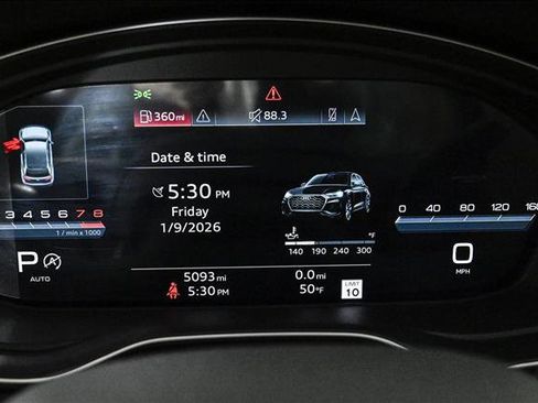 Used 2025 Audi Q5 Prestige w/ Prestige Package image 11