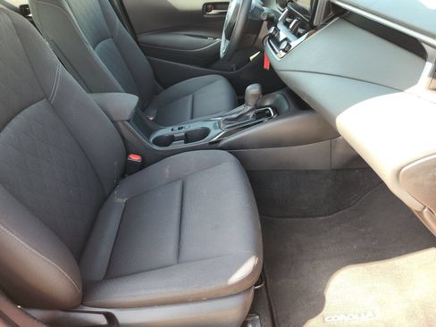 Used 2024 Toyota Corolla LE FWD image 17