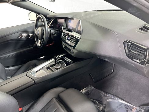 Used 2022 BMW Z4 sDrive30i w/ Driving Assistance Package image 26