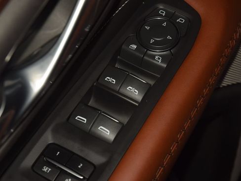 Used 2023 GMC Yukon Denali Ultimate AWD/4WD image 52