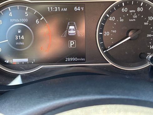 Used 2025 Nissan Versa SV image 38