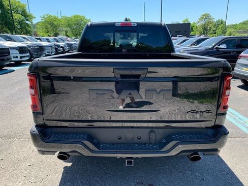 New 2026 RAM 1500 Express AWD/4WD image 3