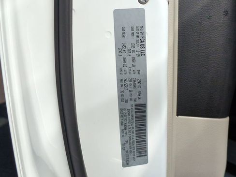 Used 2020 Chrysler Pacifica Touring-L image 30