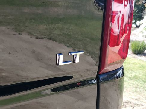 Used 2025 Chevrolet Silverado 1500 LT Trail Boss w/ LT Trail Boss Premium Package image 8