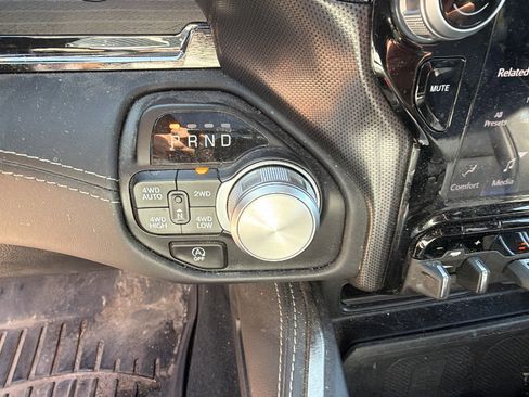 Used 2024 RAM 1500 Limited image 31