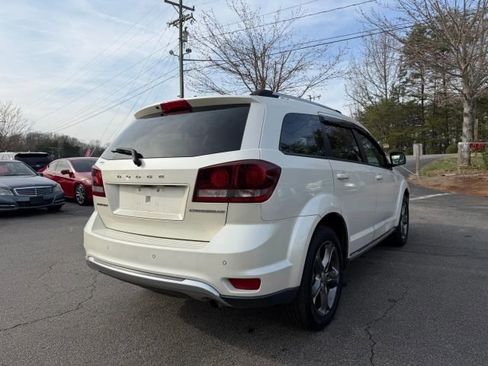 Used 2015 Dodge Journey Crossroad w/ Flexible Seating Group image 5
