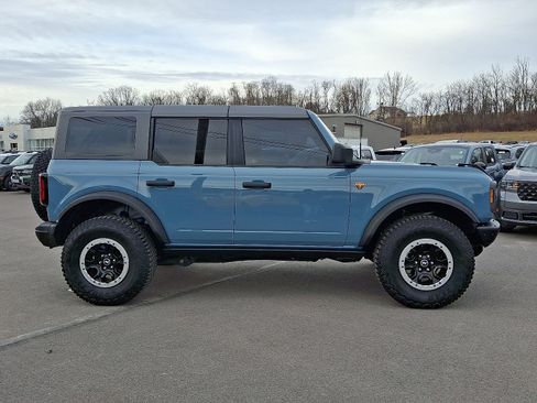 Certified 2023 Ford Bronco Badlands w/ Sasquatch Package image 12