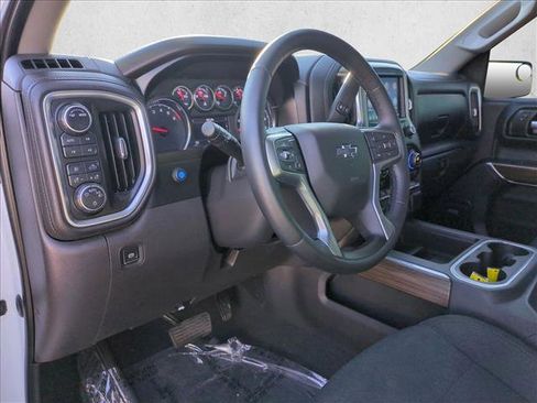 Used 2021 Chevrolet Silverado 1500 LT Trail Boss w/ Convenience Package II image 10