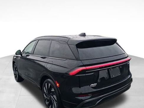 New 2026 Lincoln Nautilus Reserve w/ Jet Appearance Package image 2