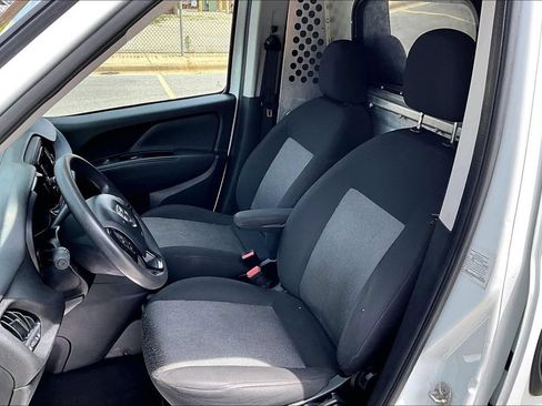Used 2022 RAM ProMaster City Tradesman FWD image 23