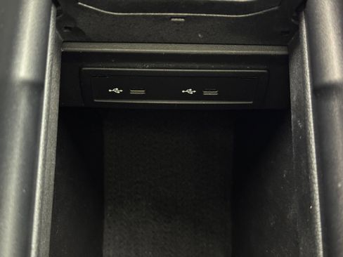 Used 2021 Mercedes-Benz GLA 35 AMG 4MATIC image 35