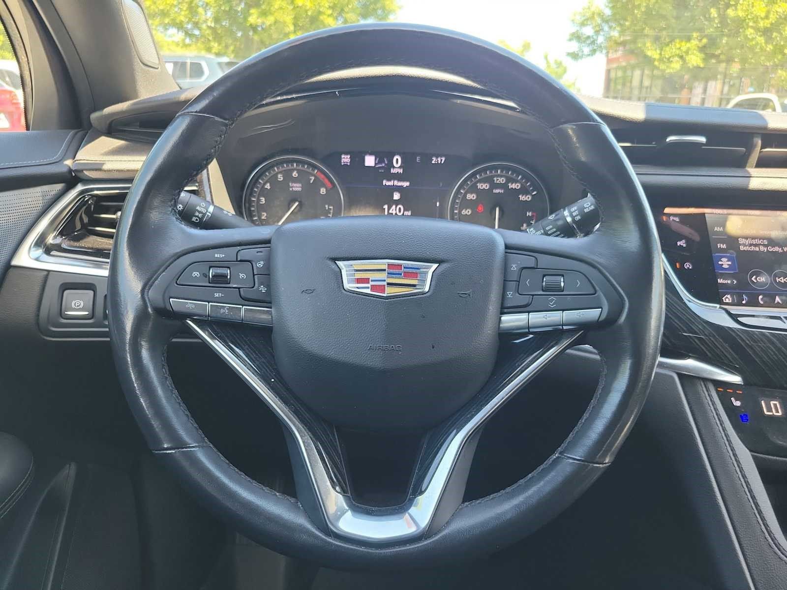 Used 2023 Cadillac XT6 Premium Luxury w/ Technology Package AWD/4WD image 28