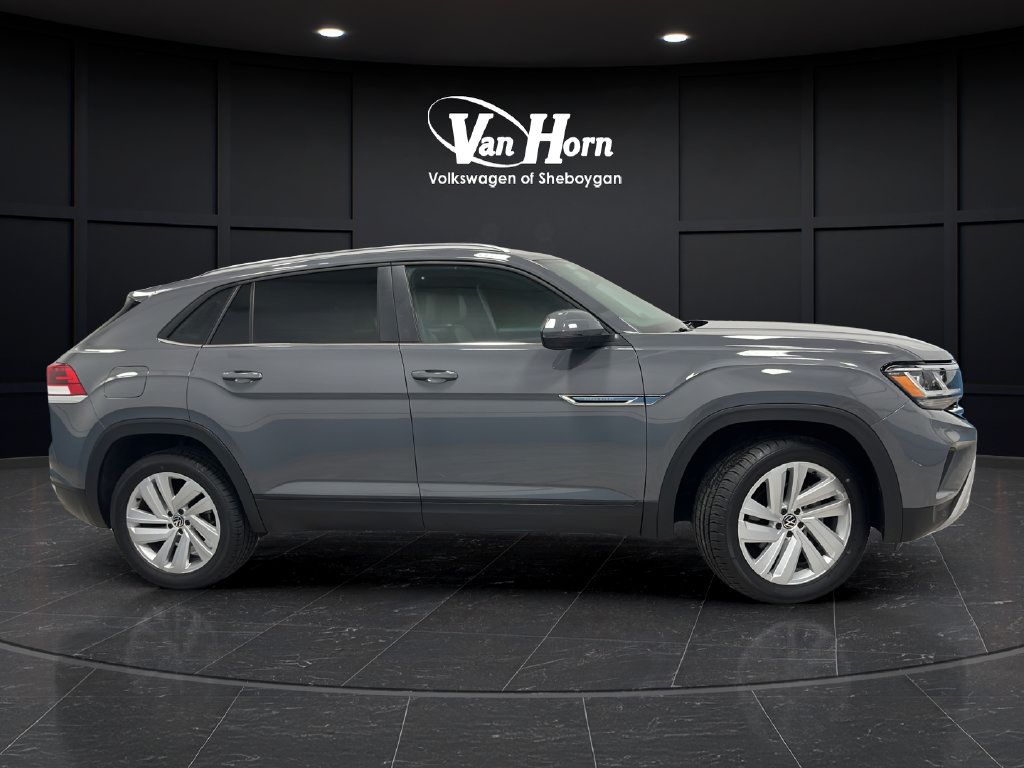 Used 2023 Volkswagen Atlas Cross Sport SE w/ Panoramic Sunroof Package AWD/4WD image 8