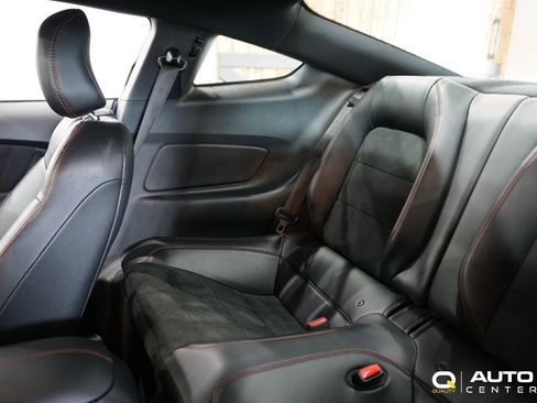 Used 2017 Ford Mustang GT Premium w/ Equipment Group 401A image 28