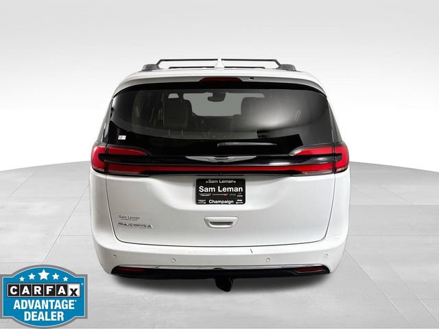 Used 2021 Chrysler Pacifica Touring-L FWD image 6