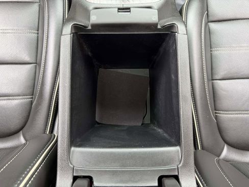 Used 2023 GMC Acadia Denali w/ Black Diamond Edition image 23