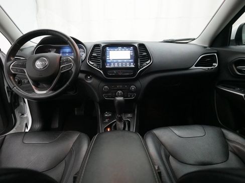 Used 2020 Jeep Cherokee Limited image 5