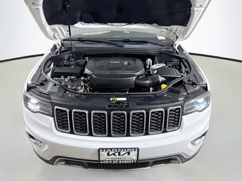 Used 2017 Jeep Grand Cherokee Limited w/ Luxury Group II RWD image 37