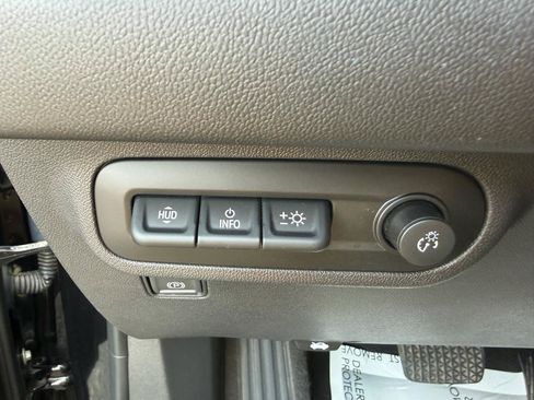 Used 2024 GMC Terrain AT4 w/ Infotainment Package II AWD/4WD image 27