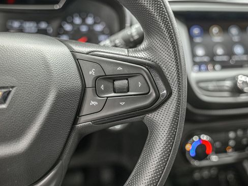 Used 2021 Chevrolet TrailBlazer LT image 22