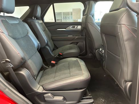 New 2026 Ford Explorer ST w/ Sun And Sound Package image 39