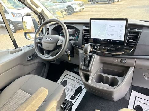 Used 2024 Ford Transit 350 XLT image 23