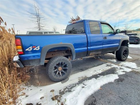 Used 2004 GMC Sierra 2500 W/T image 3
