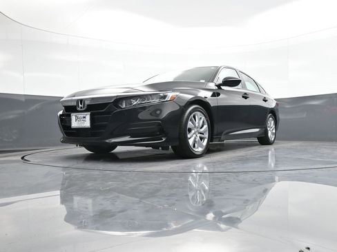 Certified 2019 Honda Accord LX image 24