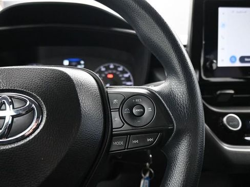 Used 2025 Toyota Corolla LE image 15