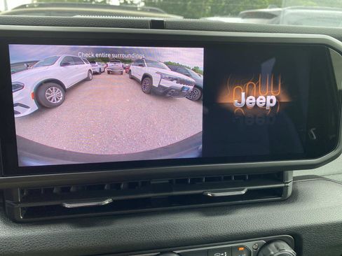 New 2026 Jeep Wrangler Unlimited Sport AWD/4WD image 10