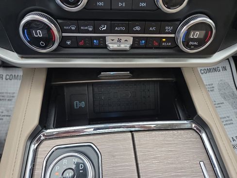 Used 2024 Ford Expedition Max Limited RWD image 30