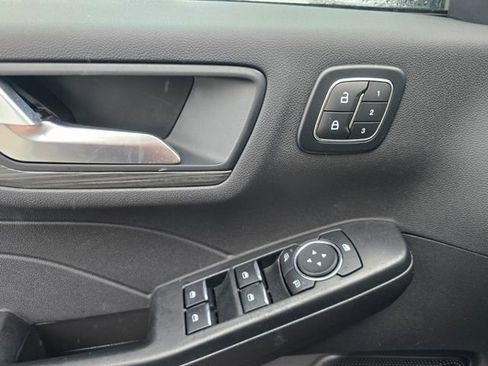 New 2026 Ford Escape SE w/ PHEV Premium Package image 18