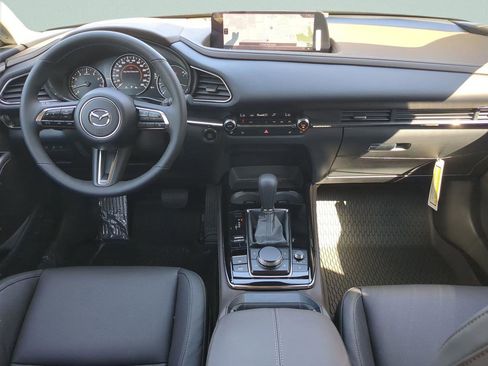 Certified 2025 MAZDA CX-30 2.5 Turbo w/ Premium Package image 11