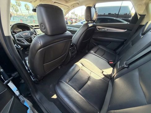 Used 2017 Cadillac XT5 Luxury FWD image 26