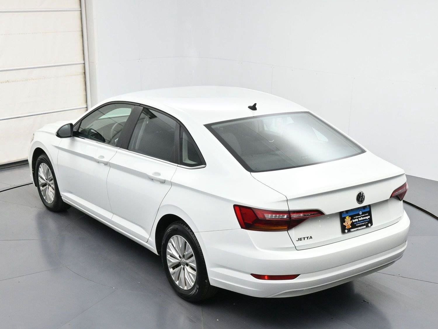 Used 2019 Volkswagen Jetta S w/ Driver Assistance Package FWD image 32