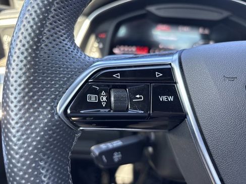 Used 2022 Audi S6 Premium Plus w/ S Sport Package image 29