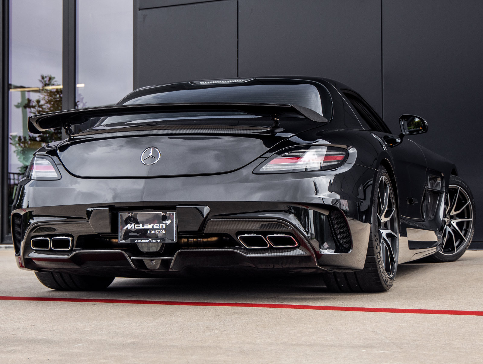 Used 2014 Mercedes-Benz SLS AMG Black Series image 9