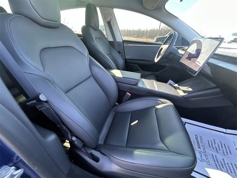 Used 2025 Tesla Model 3 Long Range image 28