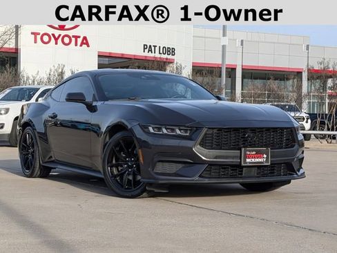 Used 2024 Ford Mustang Coupe image 2